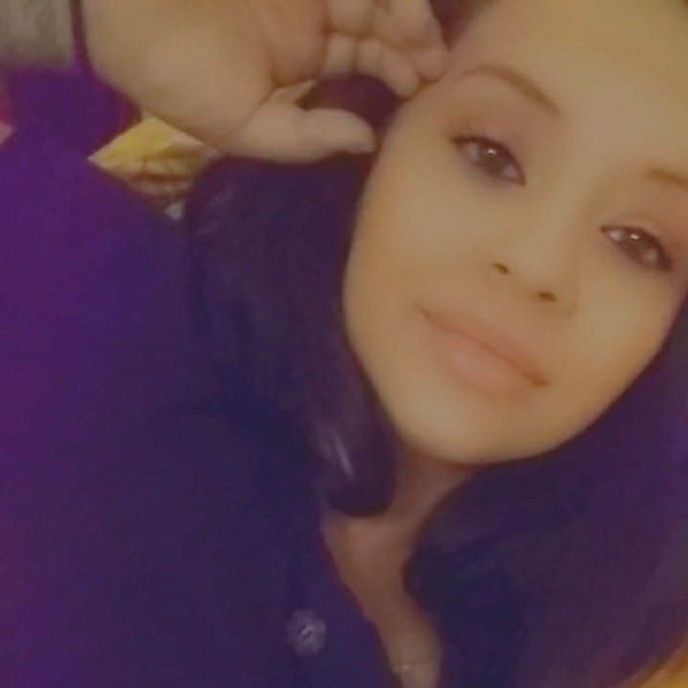 Meet your Posher, Saida